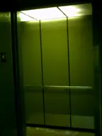 building camera:digital_harinezumi elevator interior orientation:portrait photographer:deaddeaddeath // 1200x1600 // 39KB