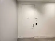 camera:phone door interior office orientation:landscape photographer:knifingale sterile white // 1732x1299 // 37KB