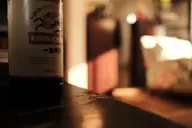 beer bottle camera:fujifilm_x100 chair house interior orientation:landscape photographer:deaddeaddeath table // 1728x1152 // 155KB