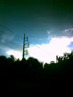 camera:digital_harinezumi exterior orientation:portrait photographer:deaddeaddeath power_line sky utility_pole // 1200x1600 // 55KB