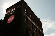 ad brick building camera:fujifilm_x100 exterior ivy orientation:landscape photographer:deaddeaddeath plant // 1728x1152 // 195KB