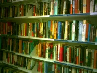 book camera:digital_harinezumi interior orientation:landscape photographer:deaddeaddeath shelf store // 1600x1200 // 139KB