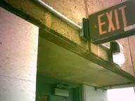 camera:digital_harinezumi concrete exit exterior orientation:landscape parking_garage photographer:deaddeaddeath sign text // 1600x1200 // 244KB