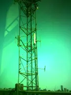 camera:digital_harinezumi green orientation:portrait photographer:deaddeaddeath radio_tower sky // 1200x1600 // 196KB