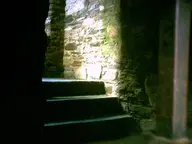 camera:digital_harinezumi castle hallway interior orientation:landscape photographer:deaddeaddeath stairs stone // 1600x1200 // 219KB