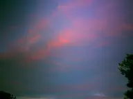 camera:digital_harinezumi cloud orientation:landscape photographer:deaddeaddeath sky sunset // 1600x1200 // 41KB