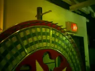 camera:digital_harinezumi dice game interior orientation:landscape photographer:deaddeaddeath sign wheel // 1600x1200 // 68KB