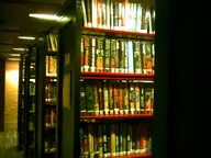 book bookshelf camera:digital_harinezumi ceiling_light interior library orientation:landscape photographer:deaddeaddeath shelf text // 1600x1200 // 130KB