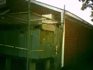 air_conditioner barbed_wire brick camera:digital_harinezumi convenience_store exterior fence gas_station hostile machinery orientation:landscape photographer:deaddeaddeath store // 1600x1200 // 160KB