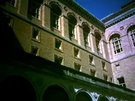 arch building camera:digital_harinezumi exterior mansion orientation:landscape ornate photographer:deaddeaddeath stone window // 1600x1200 // 192KB