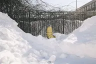 camera:fujifilm_x100 orientation:landscape photographer:deaddeaddeath // 1728x1152 // 364KB