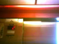 camera:digital_harinezumi door elevator interior orientation:landscape photographer:deaddeaddeath // 1600x1200 // 254KB