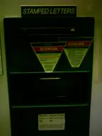 camera:digital_harinezumi interior mailbox orientation:portrait photographer:deaddeaddeath post_office // 1200x1600 // 46KB