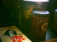 antique camera:digital_harinezumi can flea_market interior orientation:landscape photographer:deaddeaddeath store // 1600x1200 // 55KB