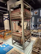 camera:phone computer display_case electronics interior machine museum orientation:portrait photographer:knifingale // 1299x1732 // 368KB