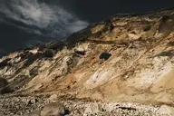 camera:fujifilm_x100 orientation:landscape photographer:deaddeaddeath // 1728x1152 // 483KB