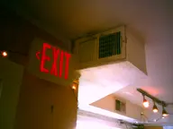 camera:digital_harinezumi dirty dust exit interior mold office orientation:landscape photographer:deaddeaddeath restaurant sign text vent // 1600x1200 // 56KB