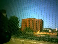 brick building camera:digital_harinezumi city driving fence metal orientation:landscape photographer:deaddeaddeath // 1600x1200 // 152KB