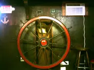 air_conditioner bar camera:digital_harinezumi exit interior orientation:landscape photographer:deaddeaddeath ship sign text vehicle wheel // 1600x1200 // 242KB