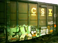camera:digital_harinezumi exterior graffiti orientation:landscape photographer:deaddeaddeath railroad train // 1600x1200 // 258KB