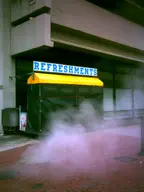 brick camera:digital_harinezumi city exterior orientation:portrait photographer:deaddeaddeath stall vendor // 1200x1600 // 79KB