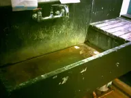 camera:digital_harinezumi counter dirty faucet interior orientation:landscape photographer:deaddeaddeath sink workshop // 1600x1200 // 236KB