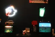 camera:fujifilm_x100 orientation:landscape photographer:deaddeaddeath // 1728x1152 // 137KB