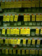 camera:digital_harinezumi drug free interior orientation:portrait pharmacy photographer:deaddeaddeath pill_bottle store text // 1200x1600 // 140KB