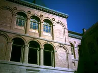 arch building camera:digital_harinezumi exterior mansion orientation:landscape ornate photographer:deaddeaddeath stone window // 1600x1200 // 217KB