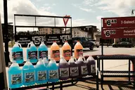 camera:fujifilm_x100 chemical city convenience_store exterior gas_station orientation:landscape photographer:deaddeaddeath vehicle // 1728x1152 // 287KB